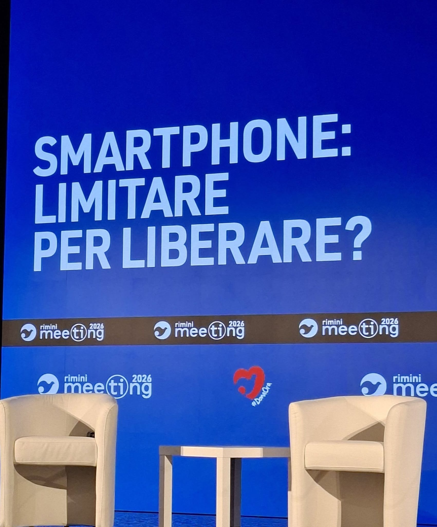 SMARTPHONE: LIMITARE PER LIBERARE?
